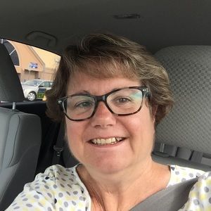 Meet your Posher, Jeanette